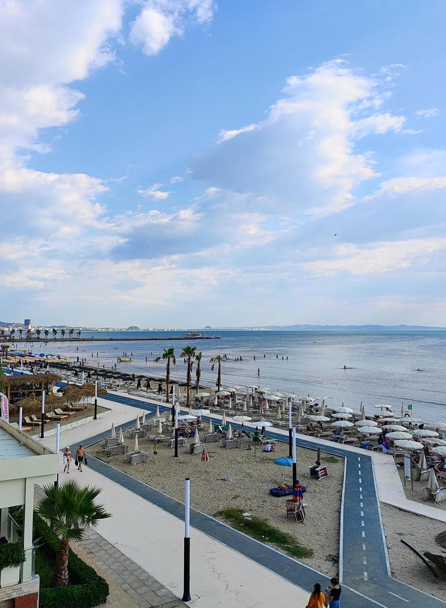 Sandy Blue Sea Durrës Eksteriør billede